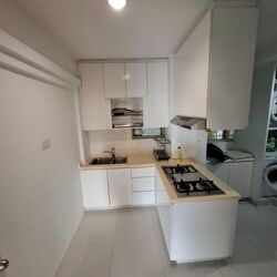 Hollywood Apartments (D9), Apartment #577008481